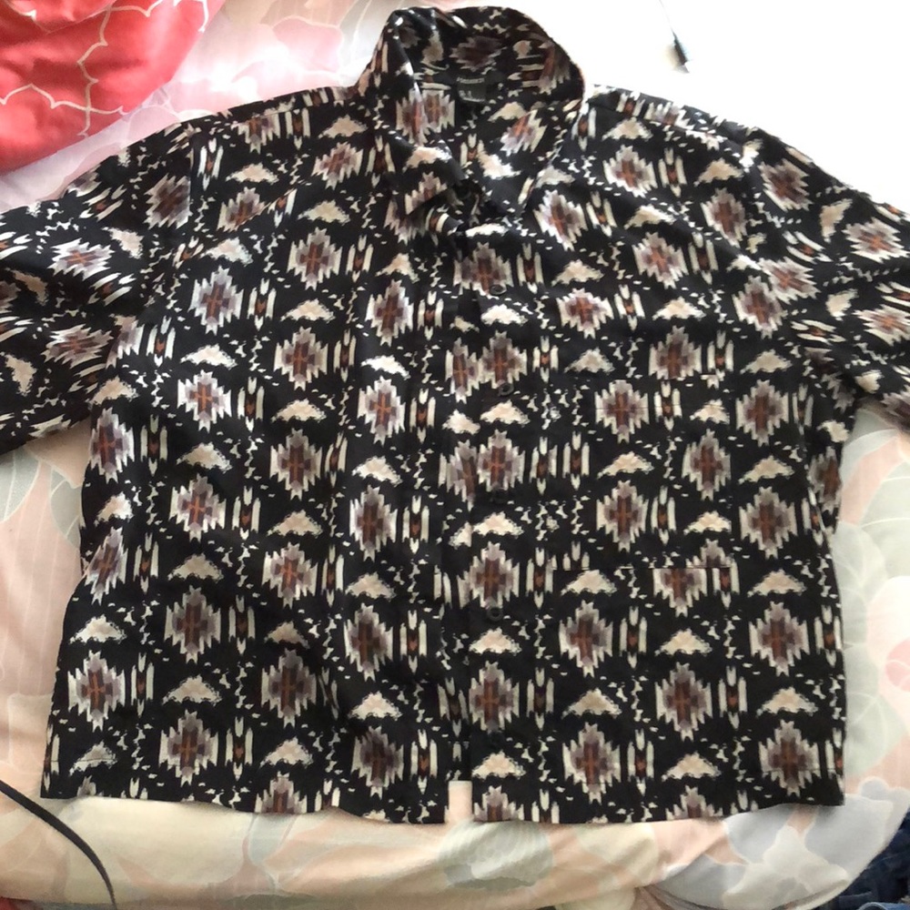 Forever 21 cross shirt
